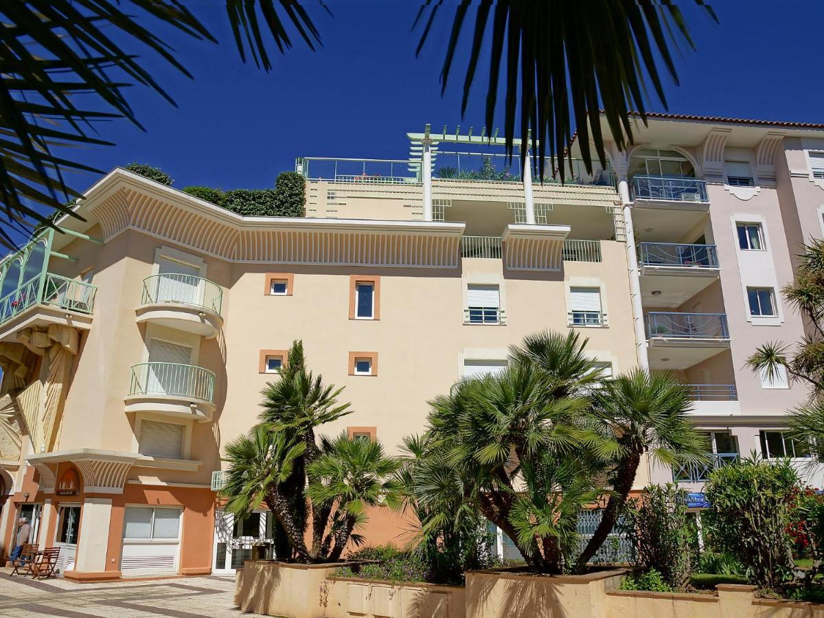 Les Cariatides By Interhome