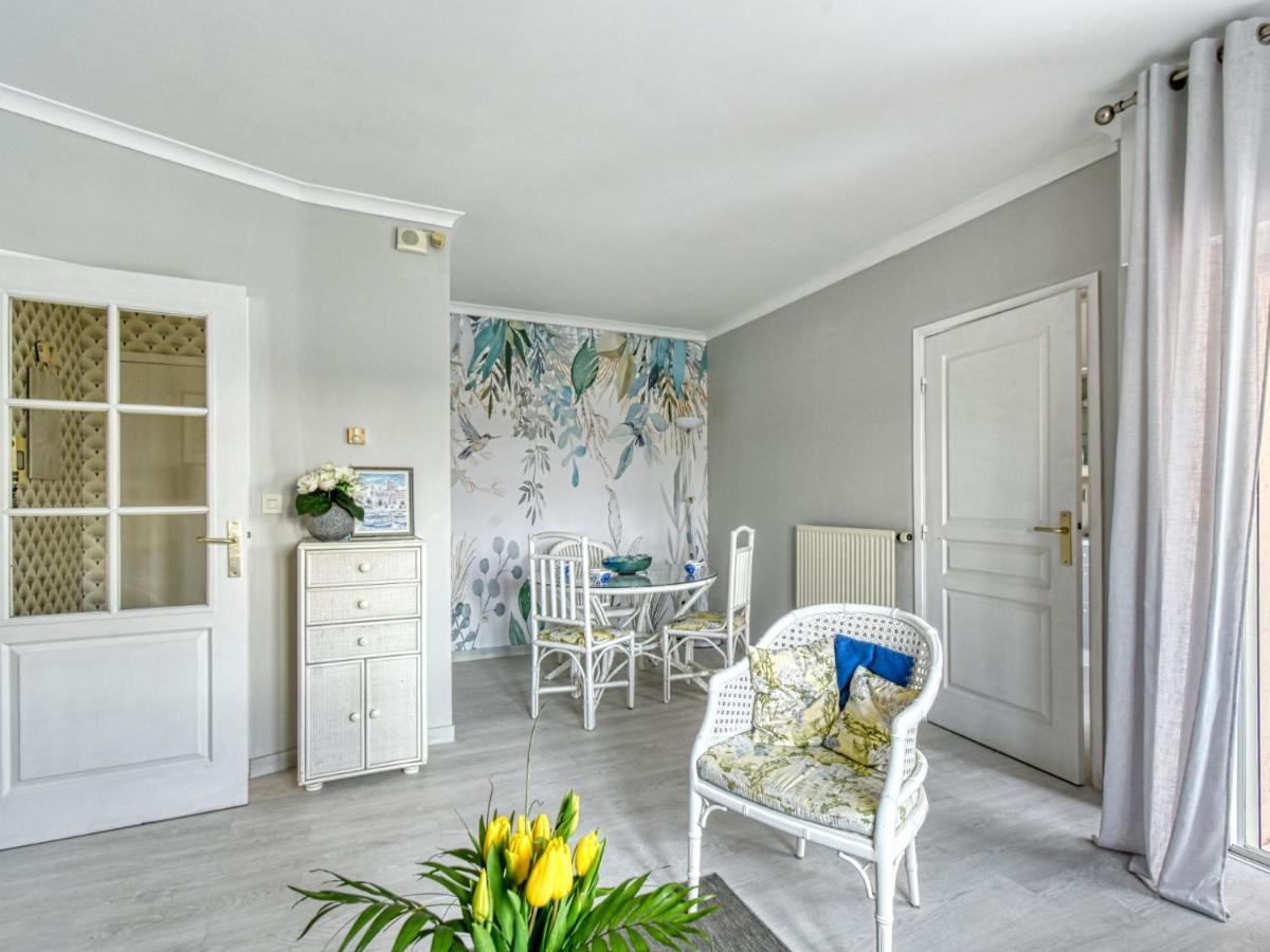 Les Cariatides By Interhome Fréjus